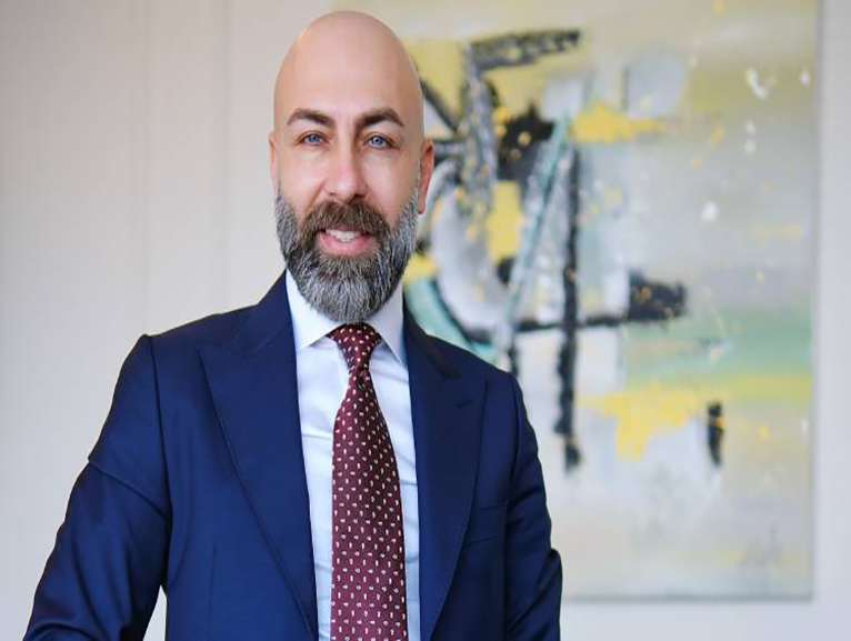 ACAR GRM LE 4 MARKA TEK ATI ALTINDA